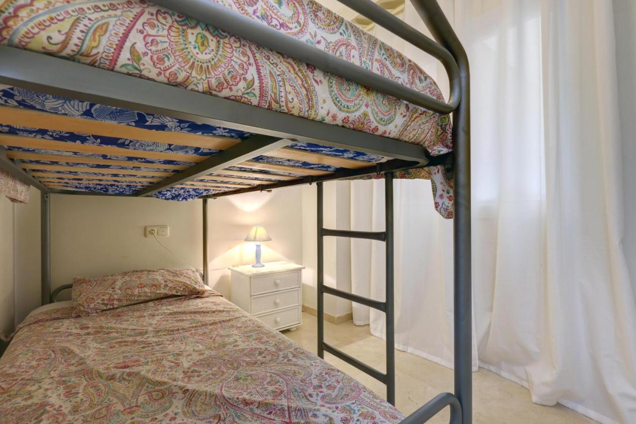 First Line Beach Apartment Марбелья Экстерьер фото