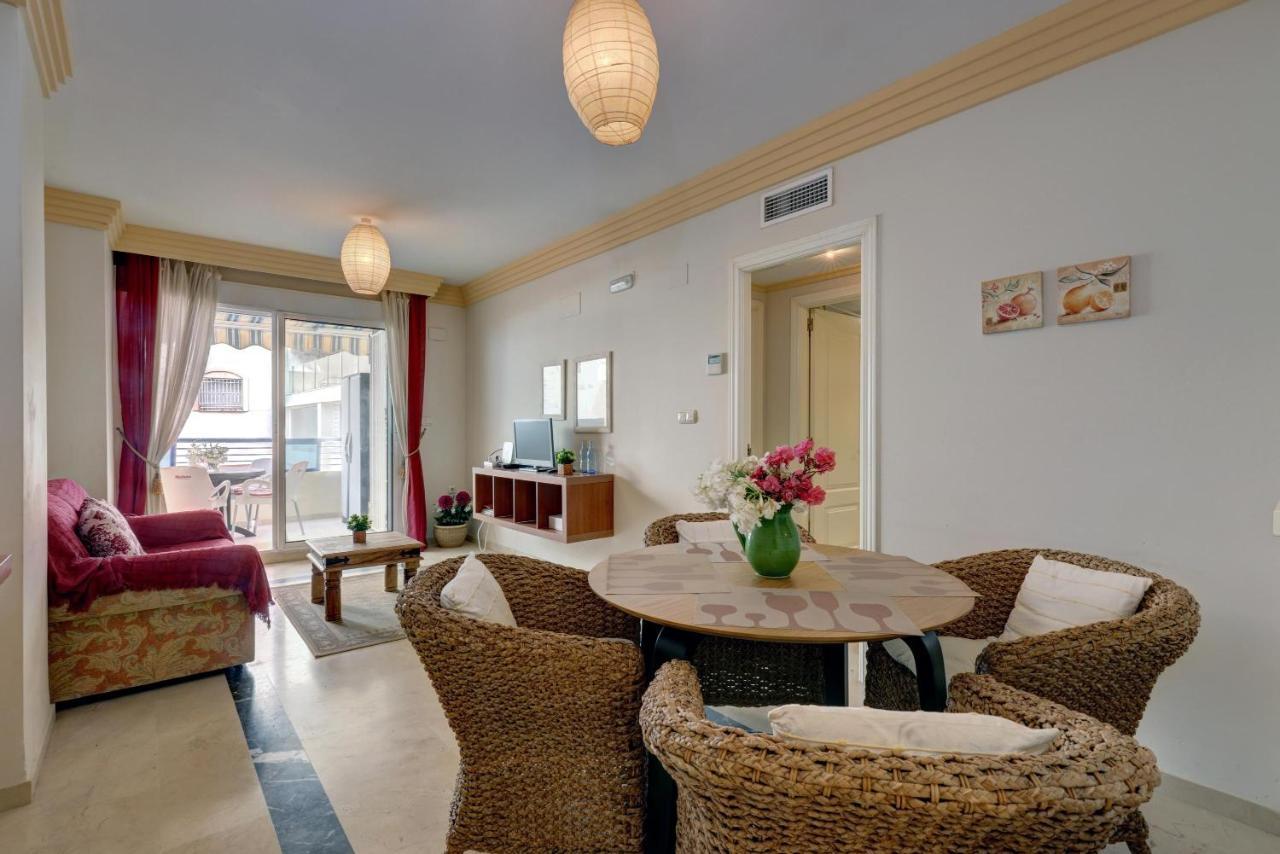 First Line Beach Apartment Марбелья Экстерьер фото